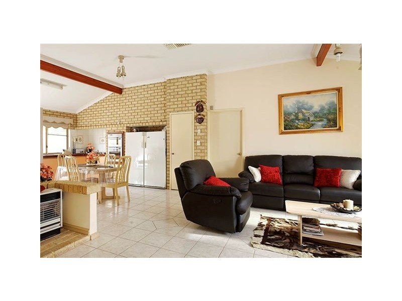 21 Crossland Way, Kardinya WA 6163