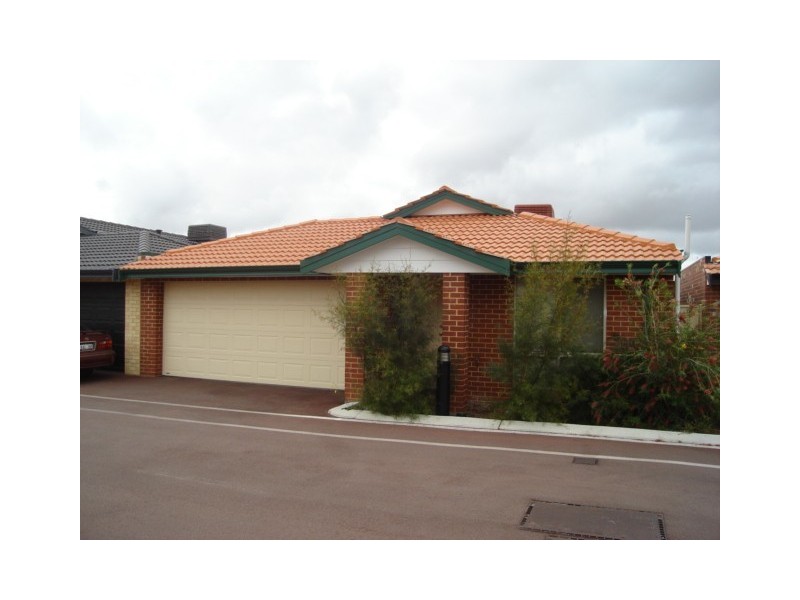 18/7 Barfield Road, Hammond Park WA 6164