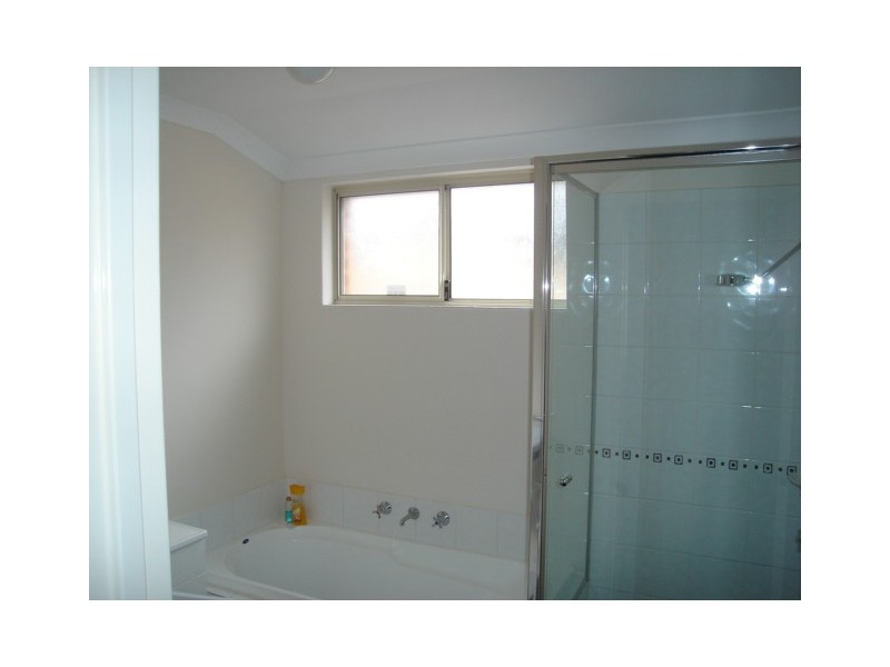 18/7 Barfield Road, Hammond Park WA 6164