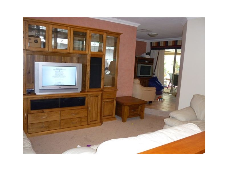 339 Hamilton Road, Coogee WA 6166