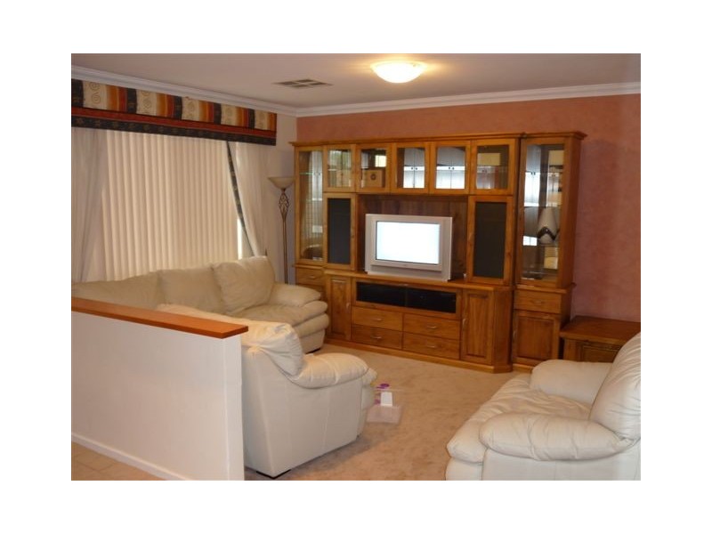 339 Hamilton Road, Coogee WA 6166