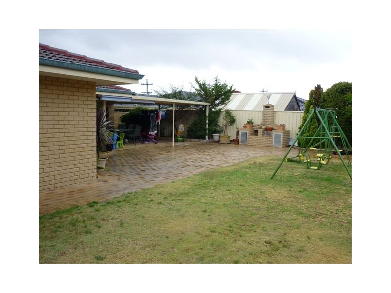 339 Hamilton Road, Coogee WA 6166