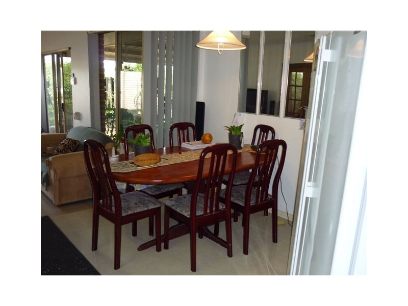 3 Tunis Place, Coogee WA 6166