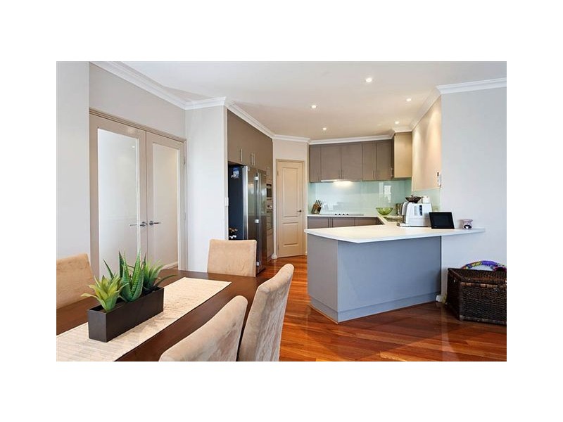 17 Separovich Way, Spearwood WA 6163