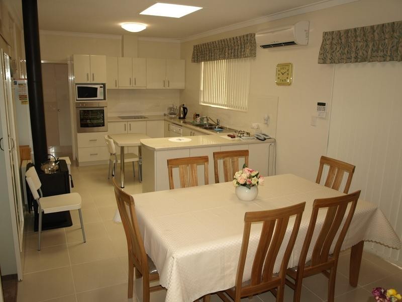 626 ROCKINGHAM RD, Munster WA 6166