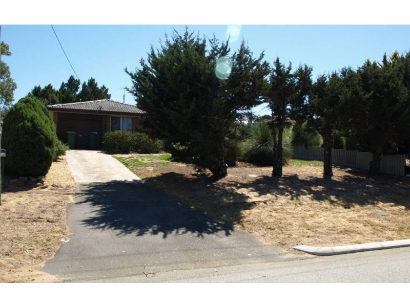 16 NINEHAM AVE, Spearwood WA 6163