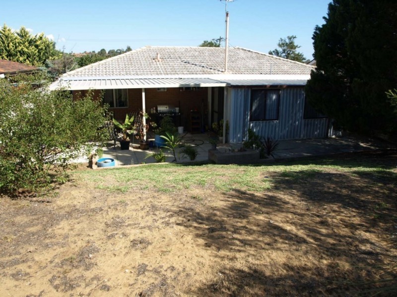 16 NINEHAM AVE, Spearwood WA 6163