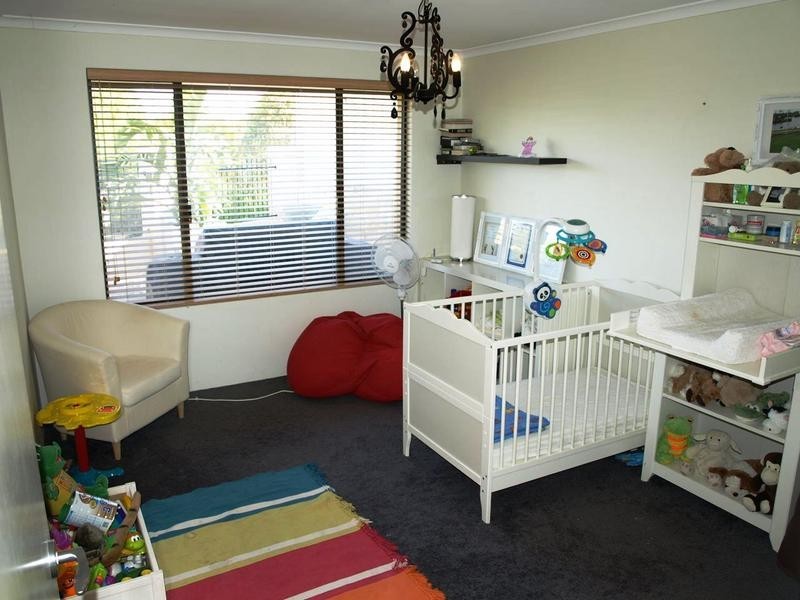 8 KATSURA GARDENS, Munster WA 6166