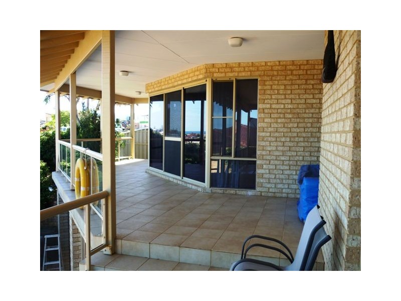 29 Anitra Court, Coogee WA 6166