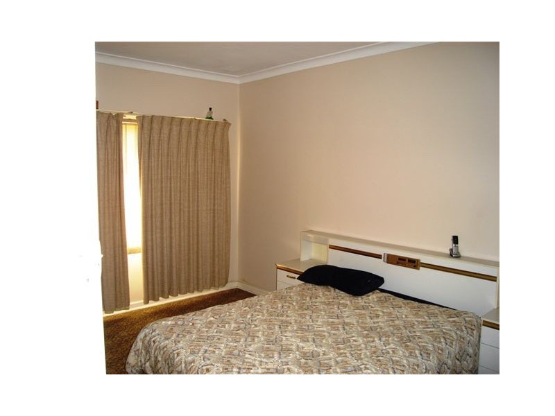 182 Forrest Road, Hamilton Hill WA 6163