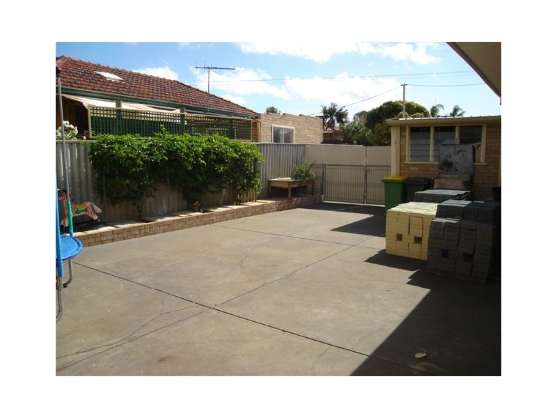 191 Healy Road, Hamilton Hill WA 6163