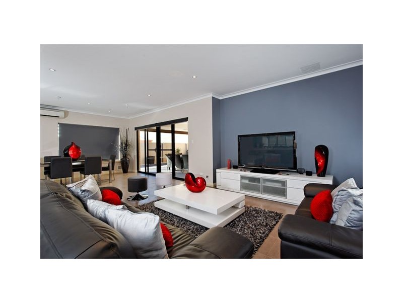 16 Gordona Parade, Beeliar WA 6164