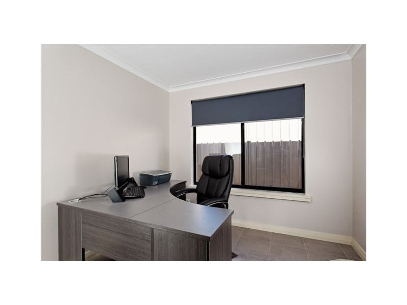 16 Gordona Parade, Beeliar WA 6164