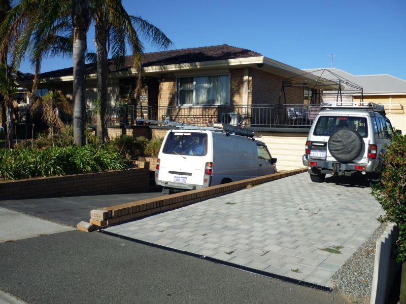 452 Rockingham Road, Munster WA 6166