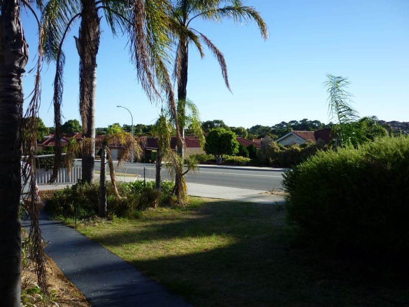 452 Rockingham Road, Munster WA 6166