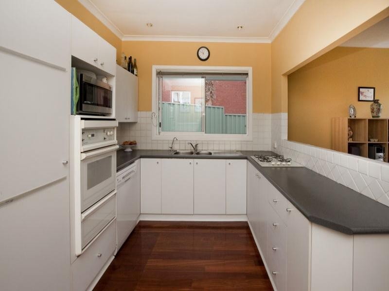 10 Halstead Street, Hamilton Hill WA 6163