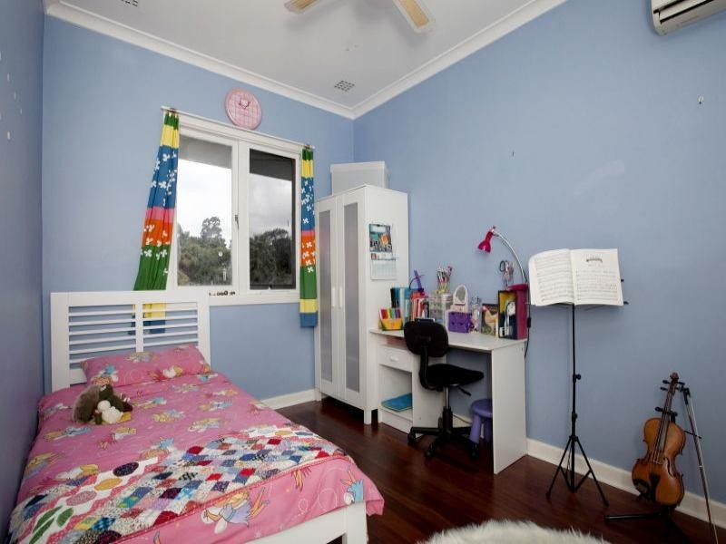 10 Halstead Street, Hamilton Hill WA 6163