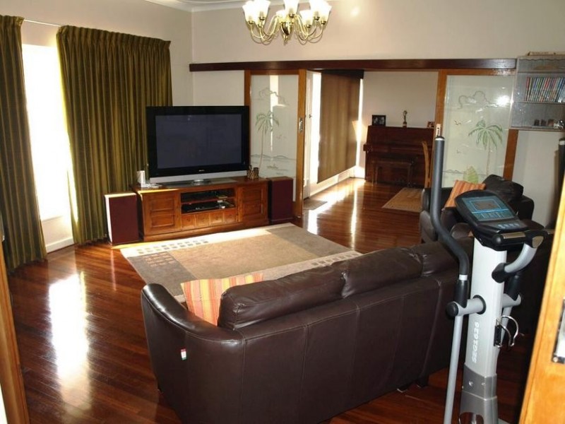 599 Rockingham Road, Munster WA 6166