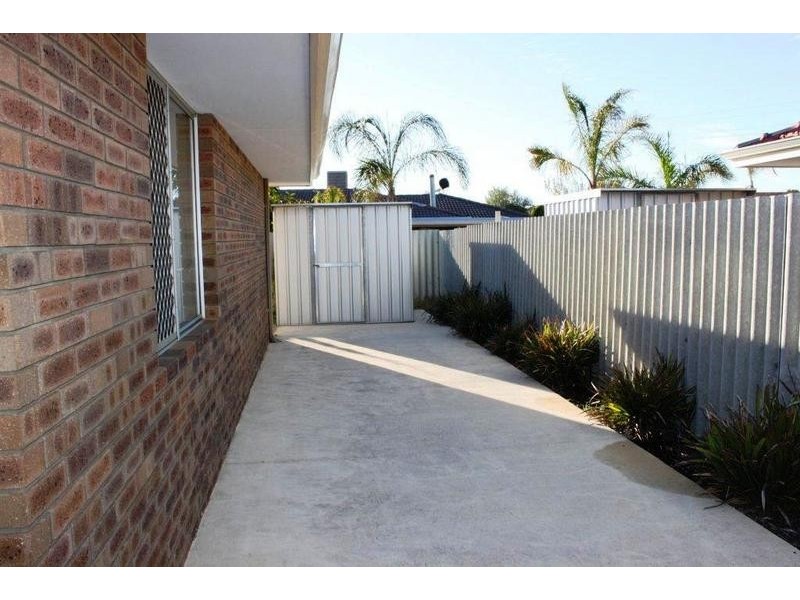 12a Grandpre Crescent, Hamilton Hill WA 6163