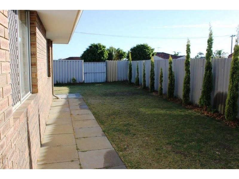 12a Grandpre Crescent, Hamilton Hill WA 6163