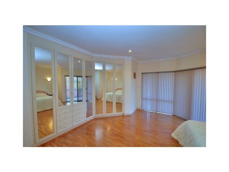 #8 STRICKLAND CT, Coogee WA 6166