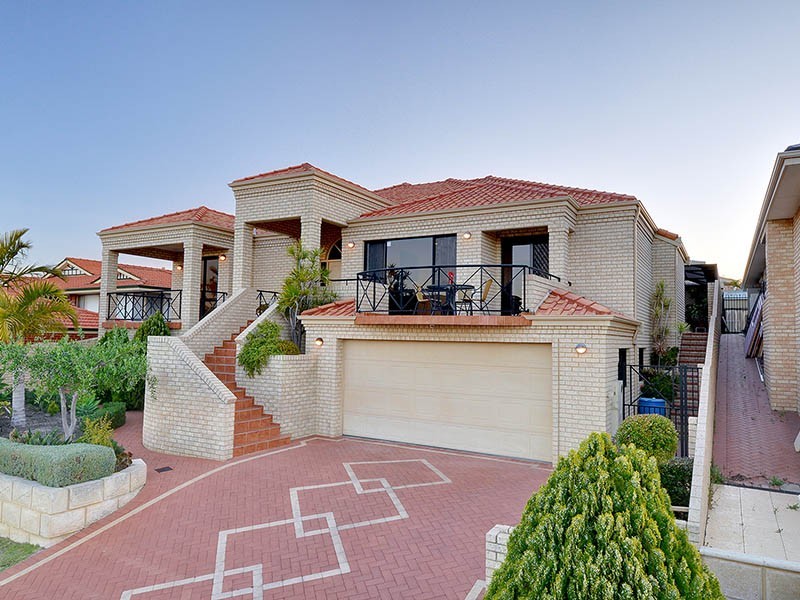 #8 STRICKLAND CT, Coogee WA 6166