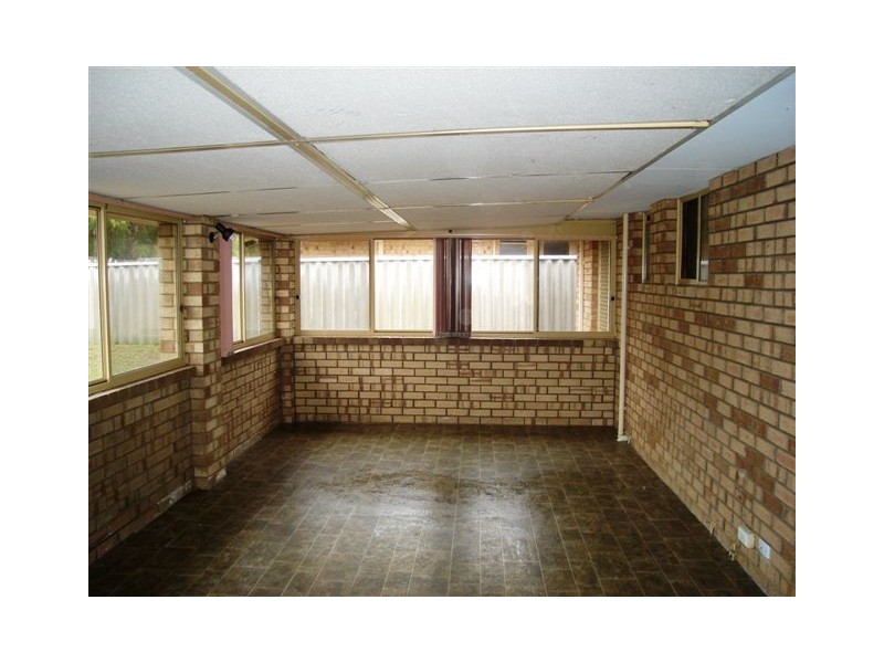 5 Lambasa Place, Waikiki WA 6169