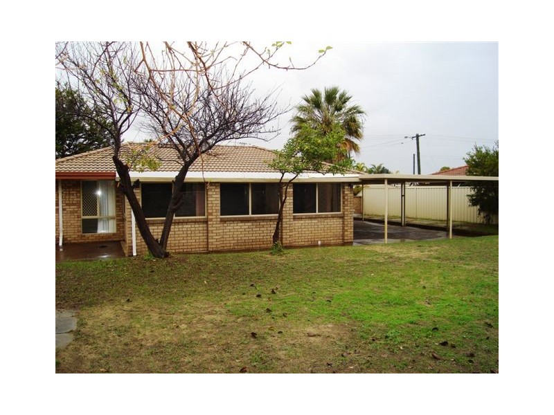 5 Lambasa Place, Waikiki WA 6169