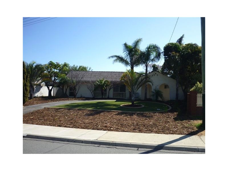 38 Nineham Avenue, Spearwood WA 6163