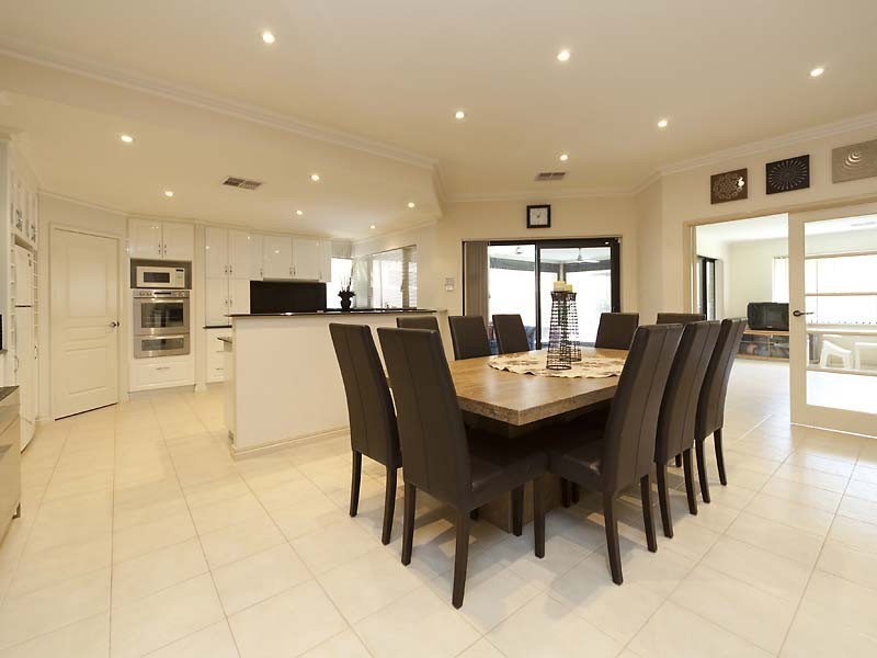 11 Bosnich Way, Spearwood WA 6163