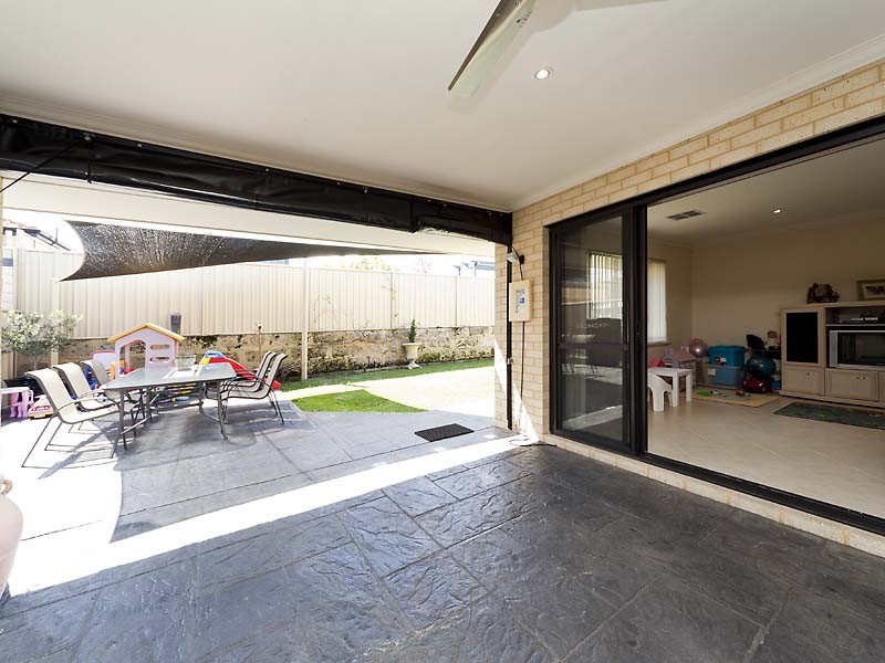 11 Bosnich Way, Spearwood WA 6163