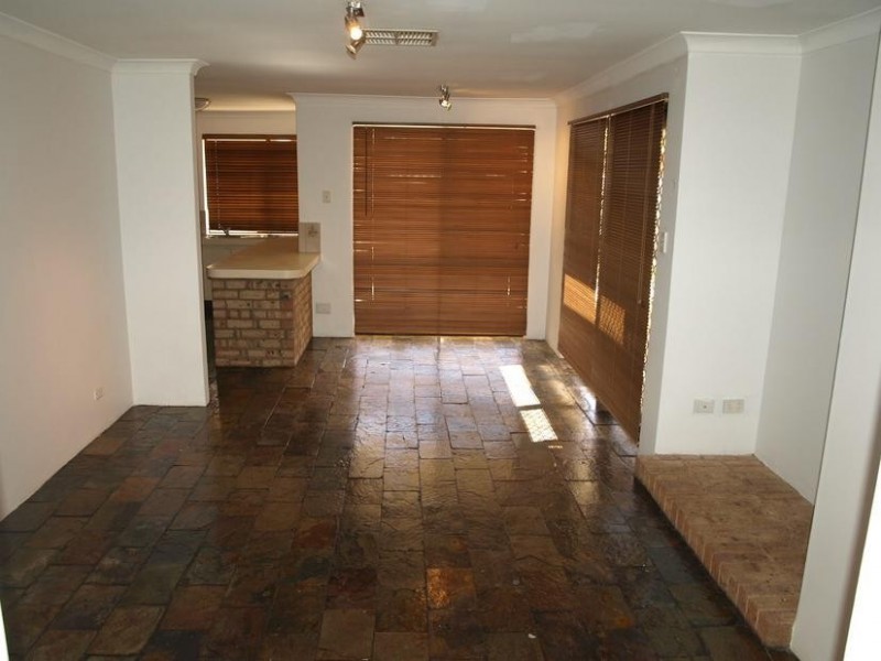 36 BROWNING WAY, Munster WA 6166