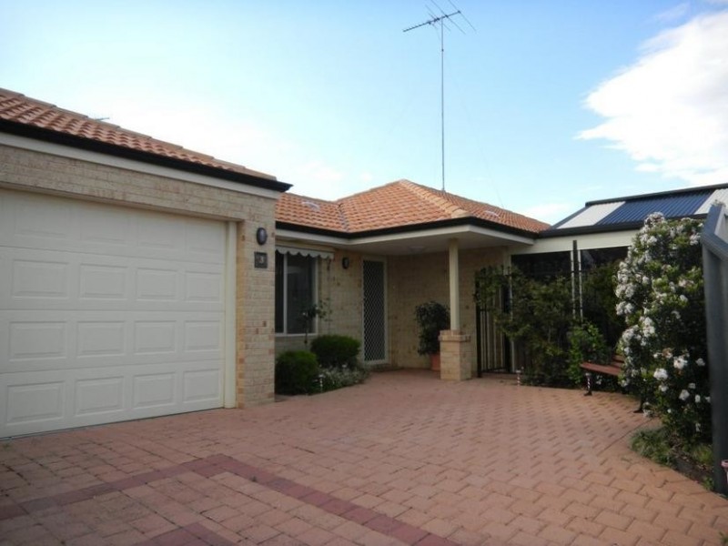 3/19 Orsulich Loop, Spearwood WA 6163