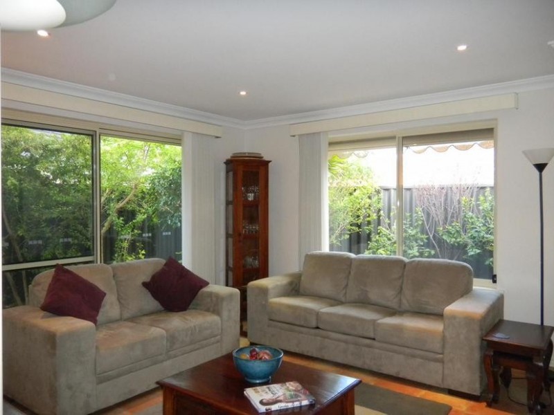 3/19 Orsulich Loop, Spearwood WA 6163