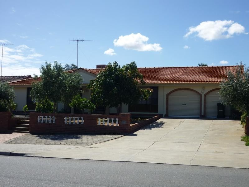 62 Barrington Street, Spearwood WA 6163