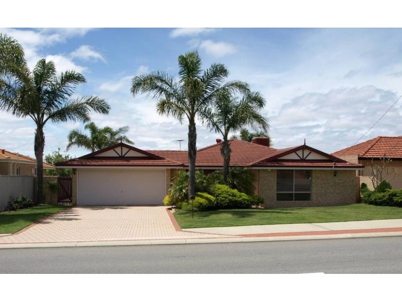 414 HAMILTON RD, Munster WA 6166