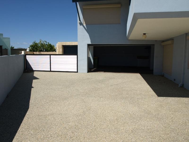 19 ANITRA COURT, Coogee WA 6166