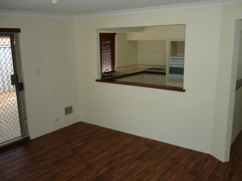 4 Areca Close, Munster WA 6166