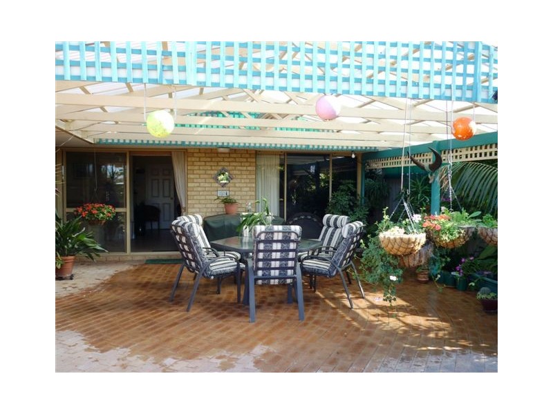 29 Anitra Court, Coogee WA 6166