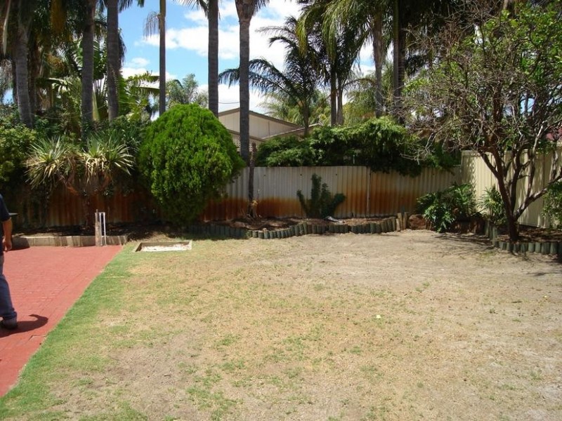 154 Parry Avenue, Bull Creek WA 6149