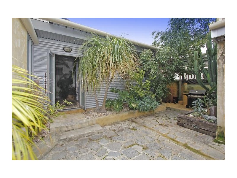 36 Ahern Street, Hamilton Hill WA 6163