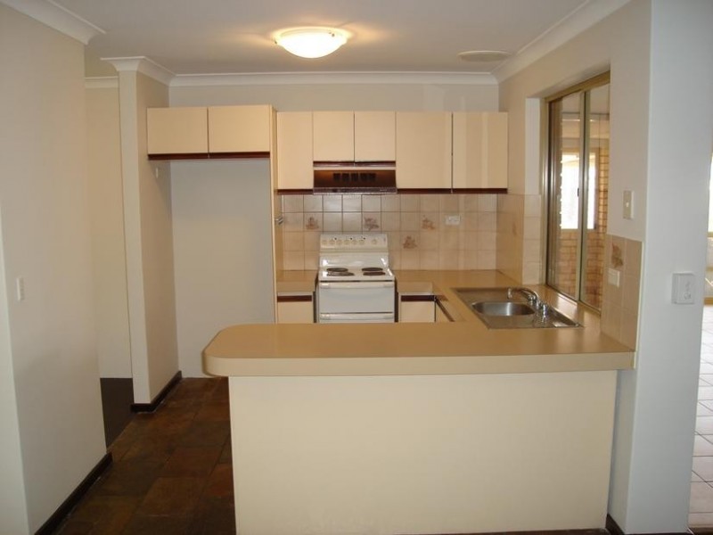 14 Shelley Way, Munster WA 6166