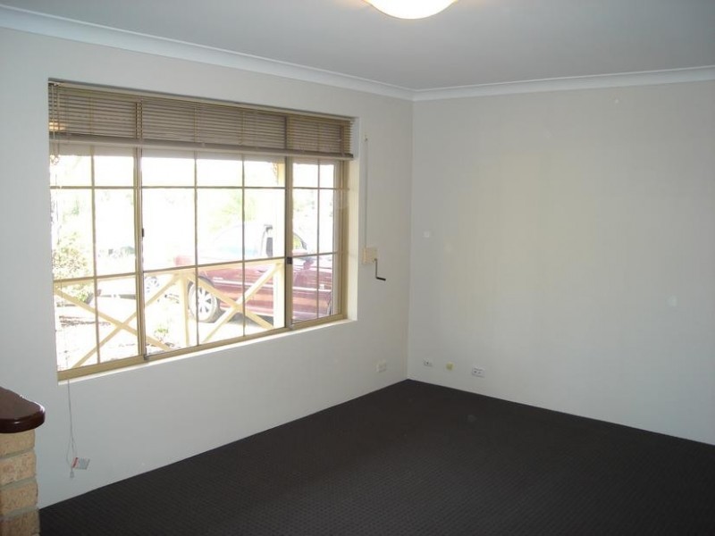 14 Shelley Way, Munster WA 6166