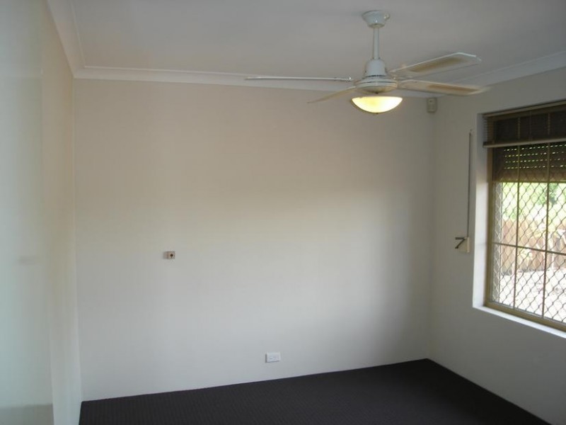 14 Shelley Way, Munster WA 6166