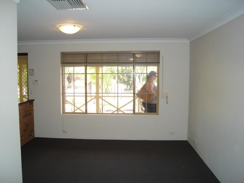 14 Shelley Way, Munster WA 6166