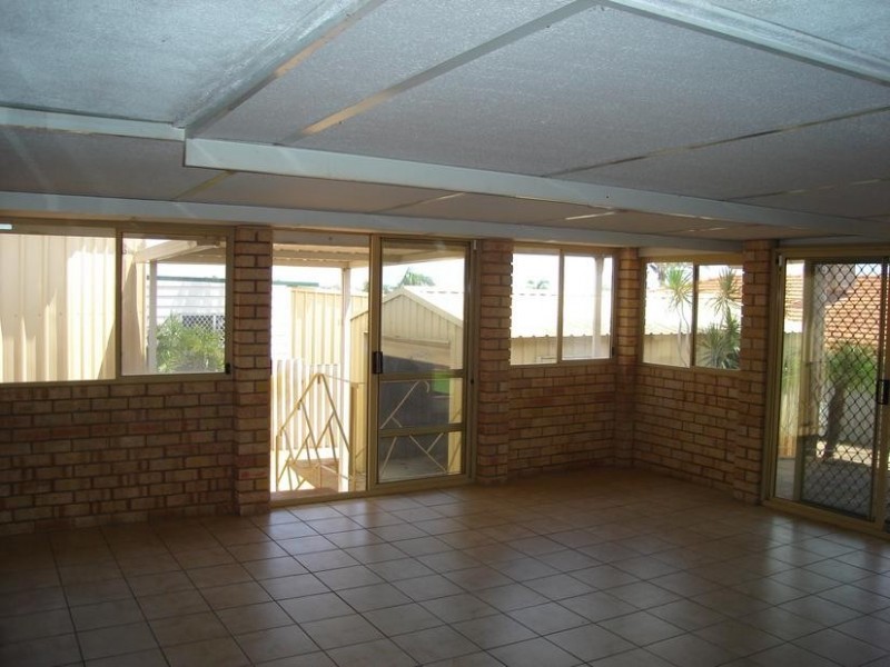 14 Shelley Way, Munster WA 6166