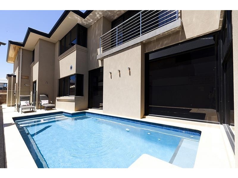 31 Newark Turn, North Coogee WA 6163