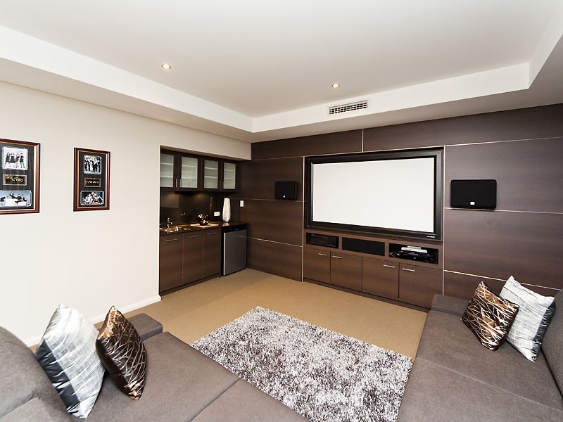 31 Newark Turn, North Coogee WA 6163