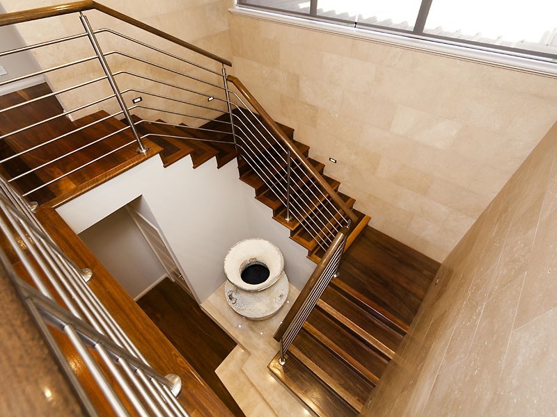 31 Newark Turn, North Coogee WA 6163