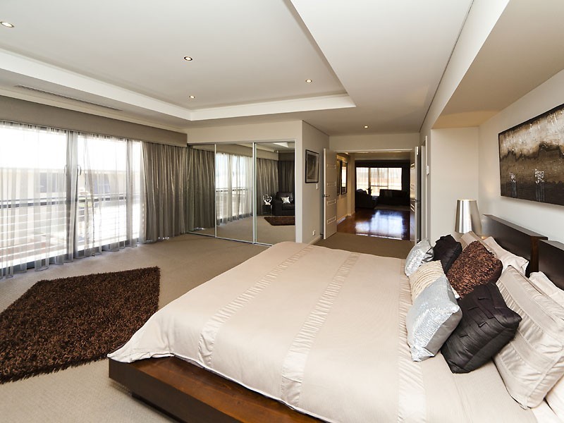 31 Newark Turn, North Coogee WA 6163